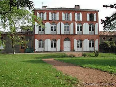 Au Chateau - 2*